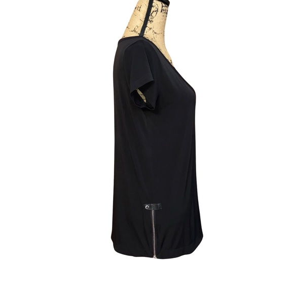 BlackPants Deep V-Neck Top With Side Zips Size M - Picture 2 of 6